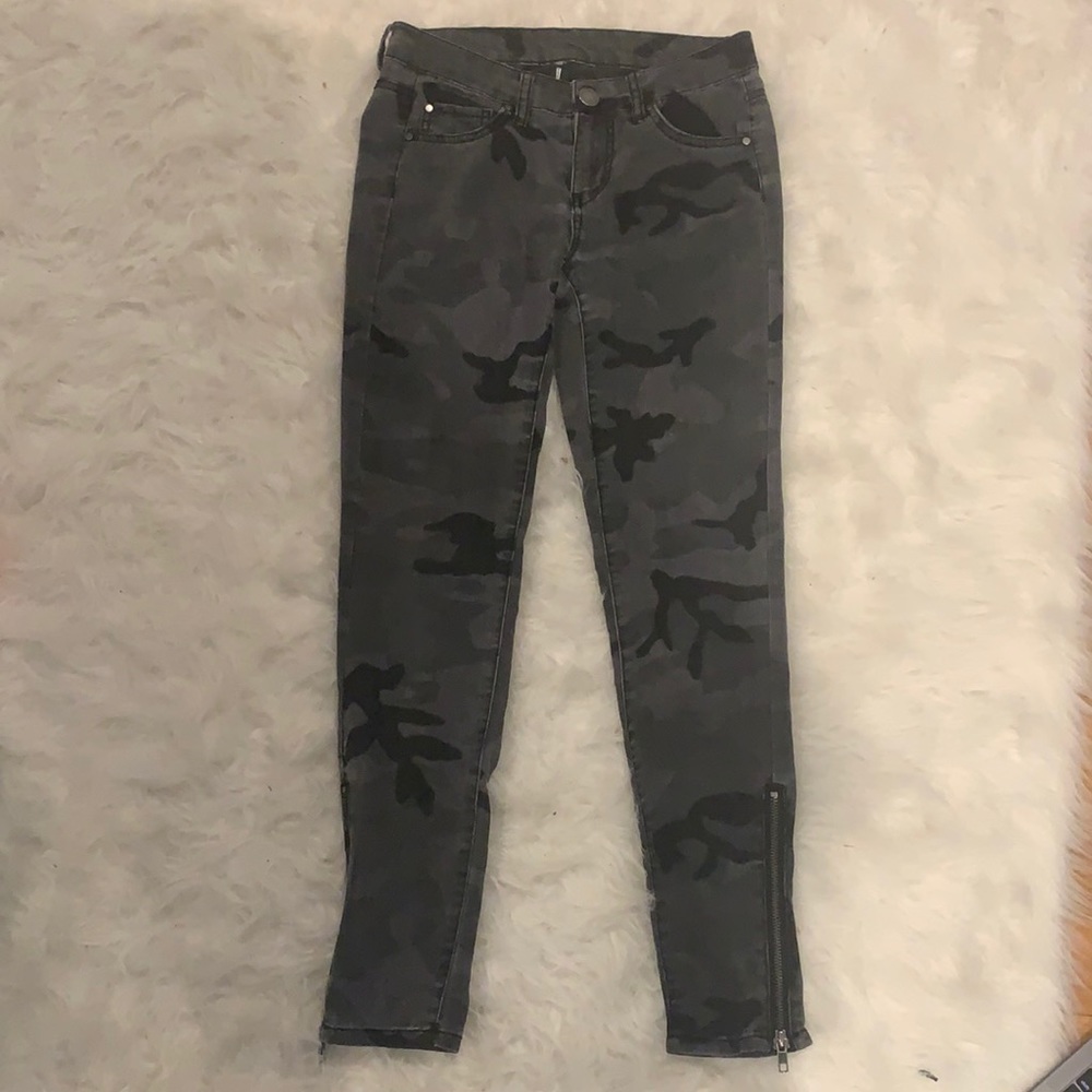 Design Lab Jeans
